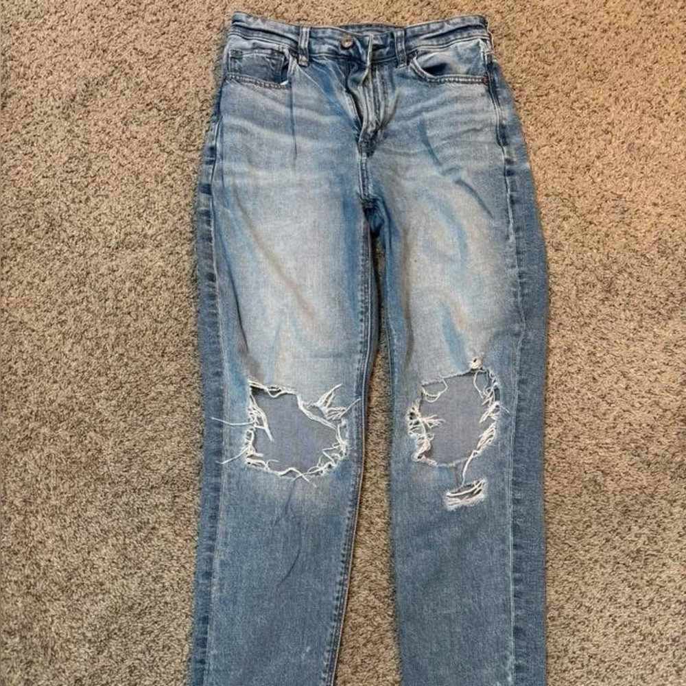 American Eagle Outfitters Light Blue Distressed Straight-Leg Jeans
